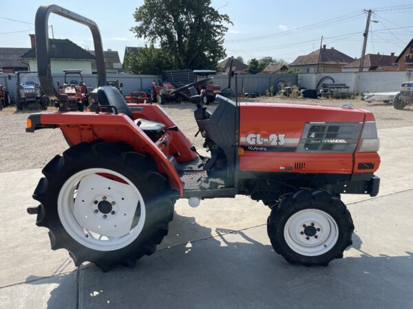 Kubota GL23