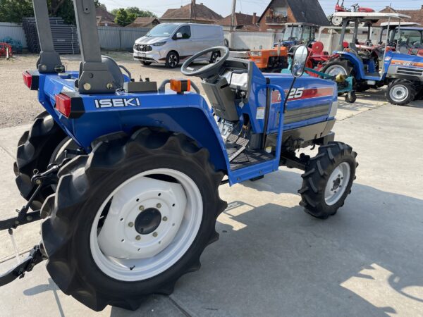 Iseki TK25F