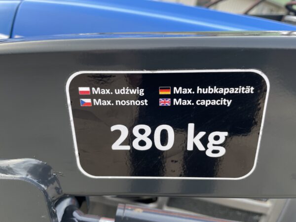 Iseki TF223F Rakodós traktor (1)