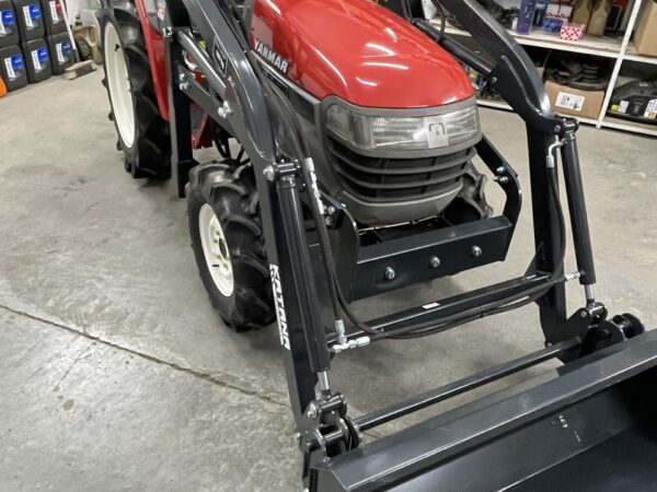 Yanmar AF18 Rakodós traktor