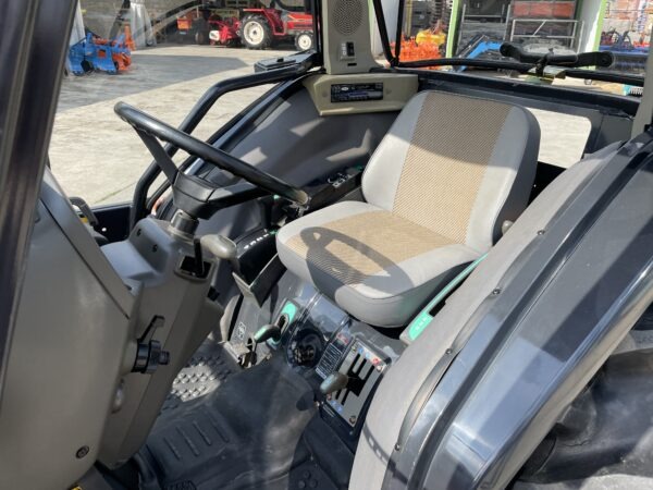 Yanmar AF310 Fülkés traktor