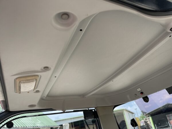 Yanmar AF310 Fülkés traktor