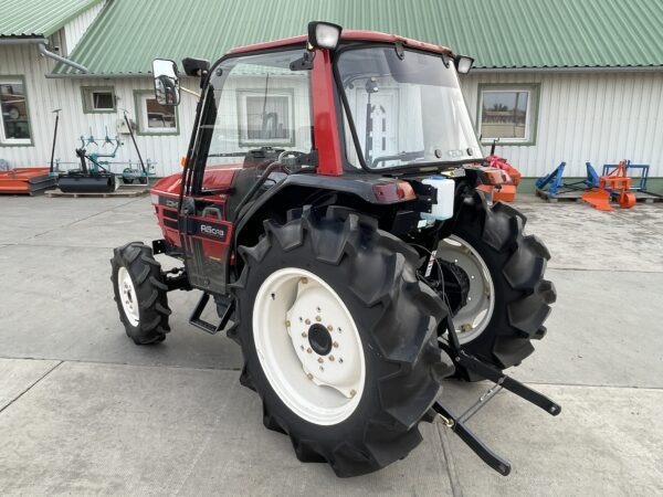 Yanmar AF310 Fülkés traktor