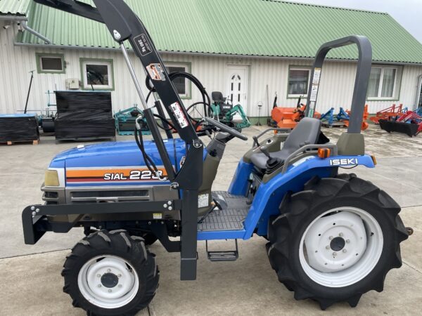 Iseki Sial 223 Rakodós traktor (2)