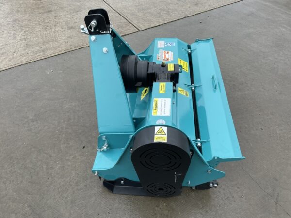 Vízszintes tengelyű szárzúzó Y pengével