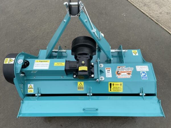 Vízszintes tengelyű szárzúzó Y pengével