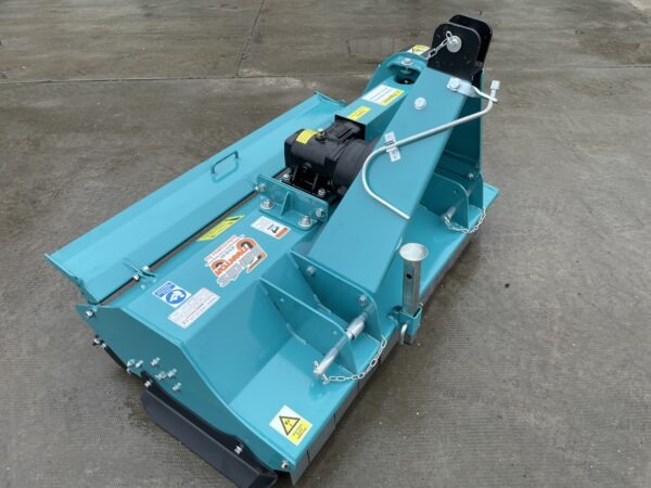 Vízszintes tengelyű szárzúzó Y pengével