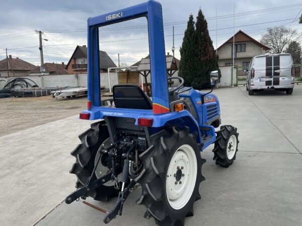 Iseki TF17F