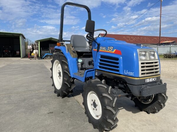 Iseki Sial 19